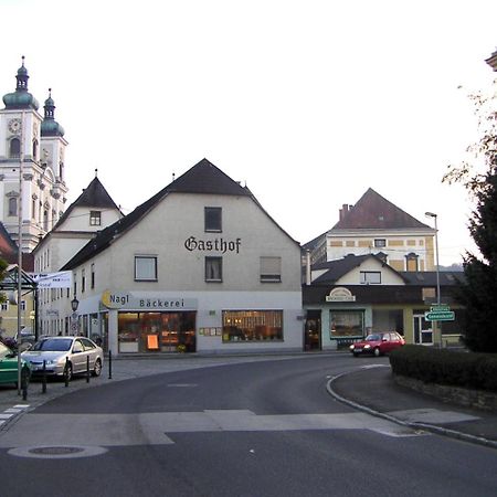 Stiftshotel Garsten Steyr Exterior photo